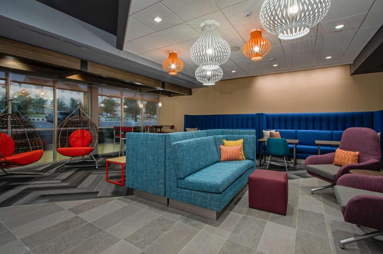 Tru By Hilton Columbus Airport Hotel Exterior foto